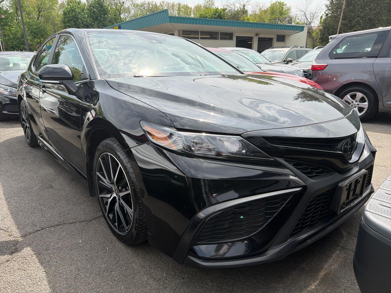 Toyota Camry SE Auto AWD (Natl) 2023