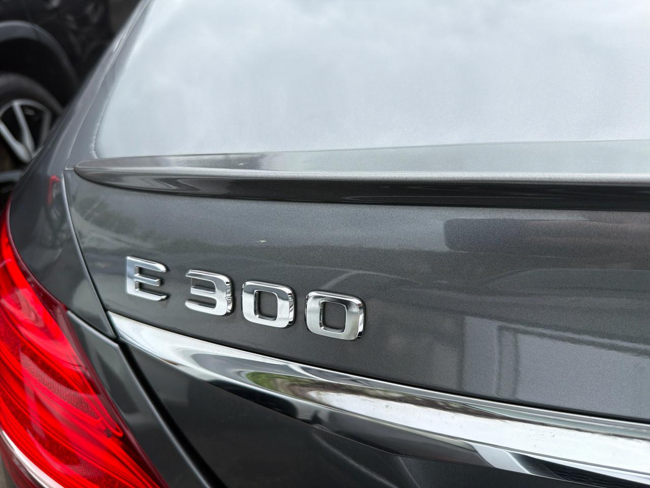 Mercedes-Benz E-Class E 300 4MATIC Sedan 2018