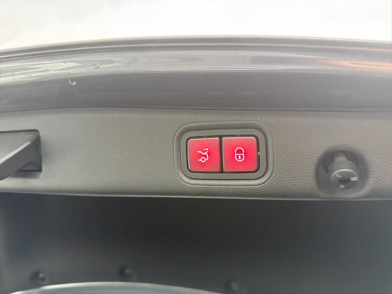 Mercedes-Benz E-Class E 300 4MATIC Sedan 2018