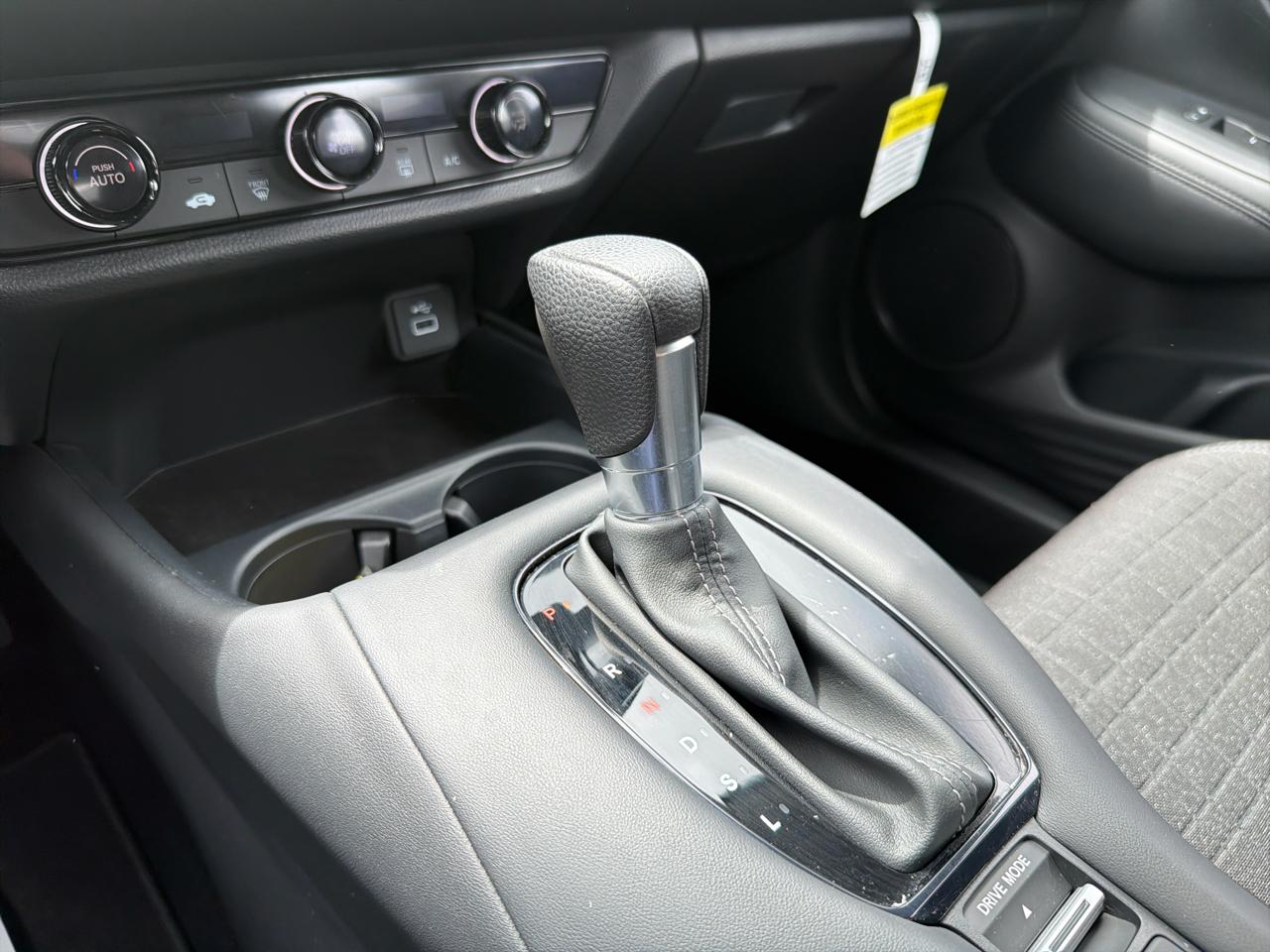 Honda HR-V LX AWD CVT 2025