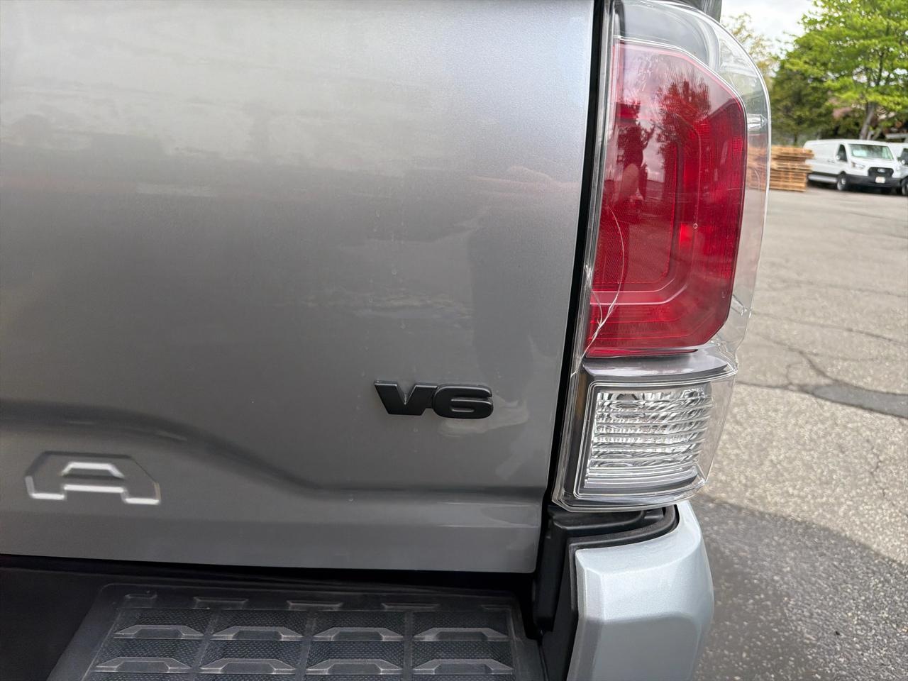 Toyota Tacoma 4WD  2023