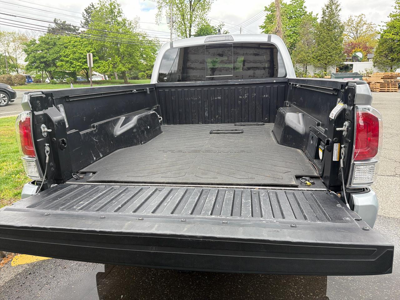 Toyota Tacoma 4WD  2023