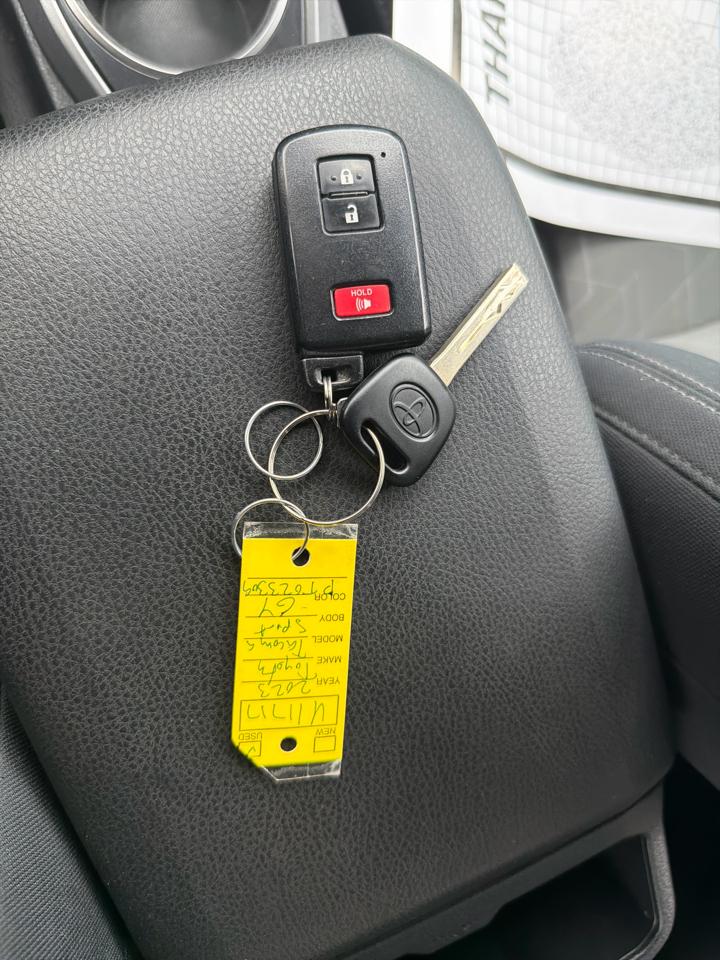 Toyota Tacoma 4WD  2023