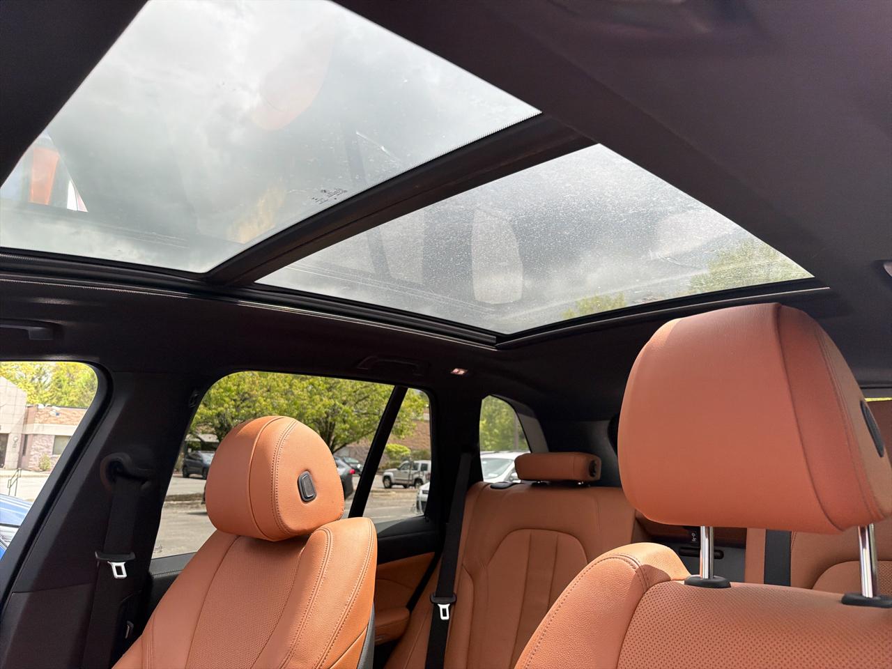 BMW X5 xDrive40i Sports Activity Vehicle 2022