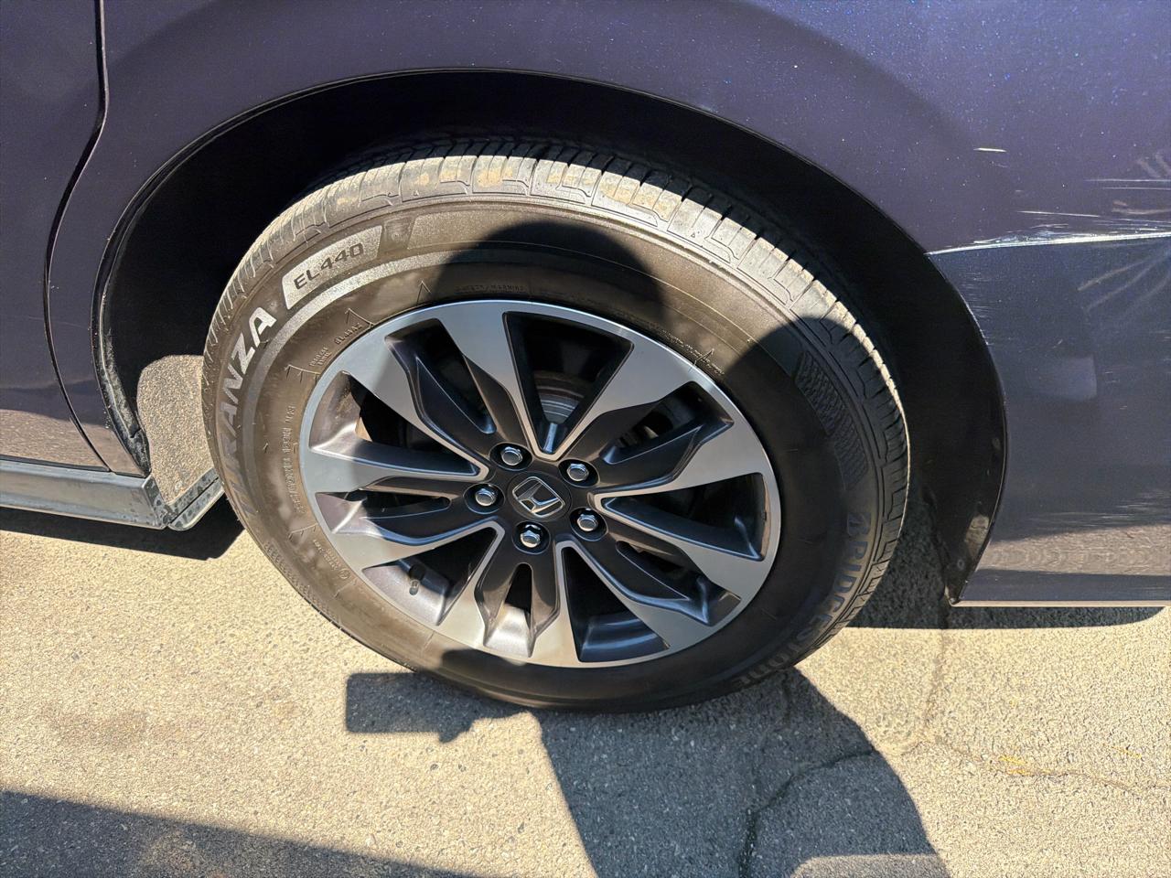 Honda Odyssey EX-L Auto 2024