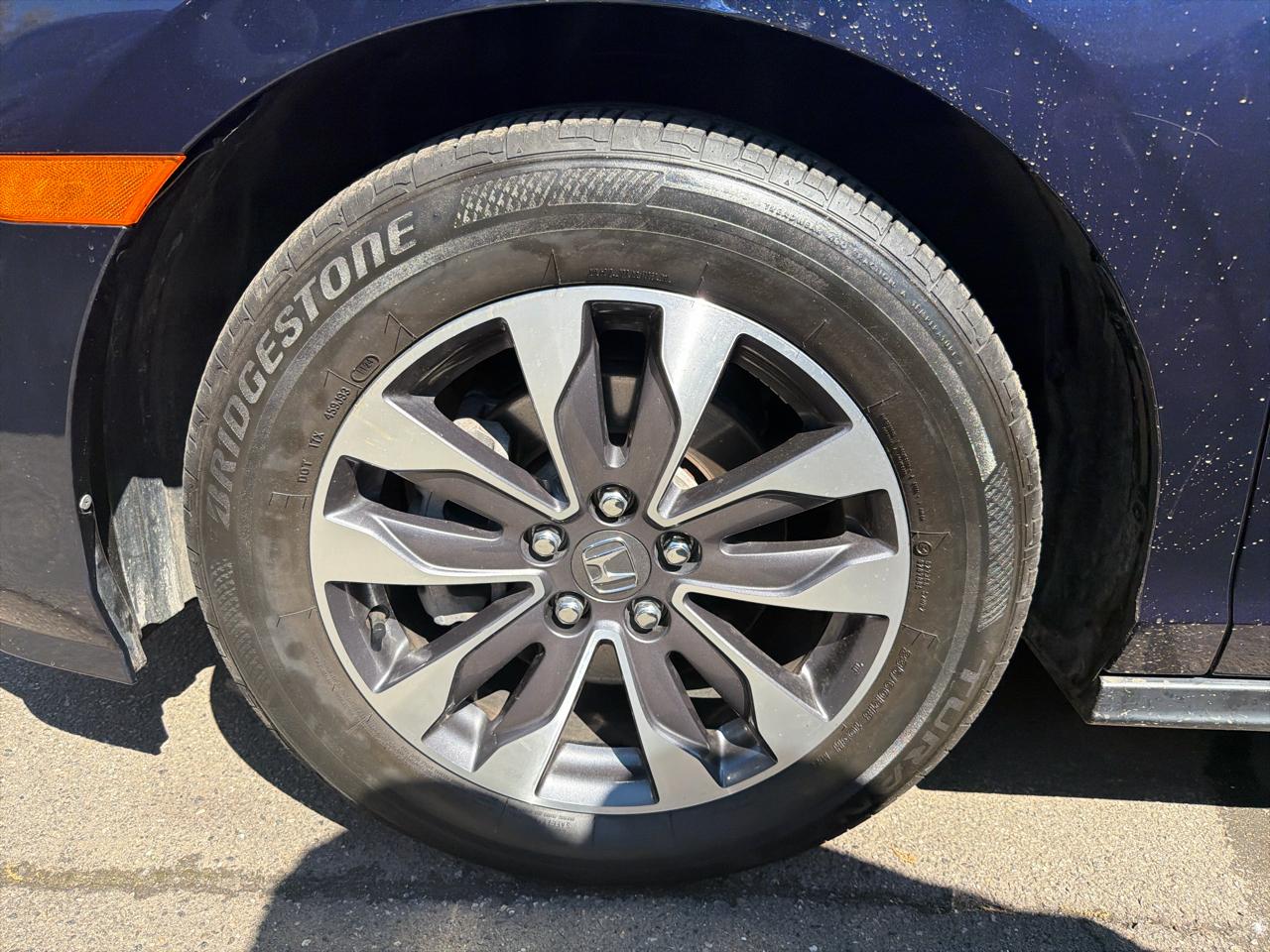 Honda Odyssey EX-L Auto 2024