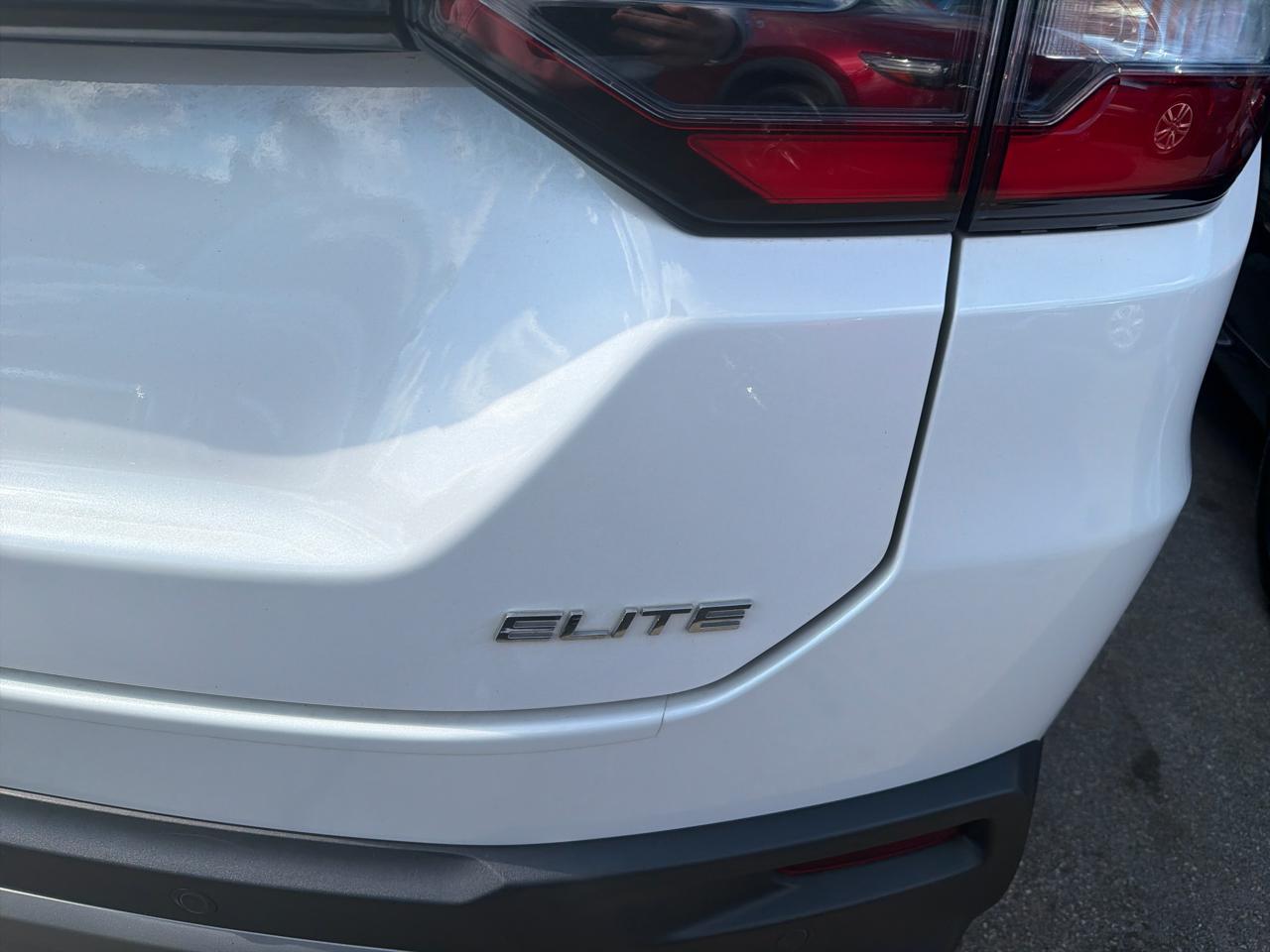Honda Pilot Elite AWD 2024