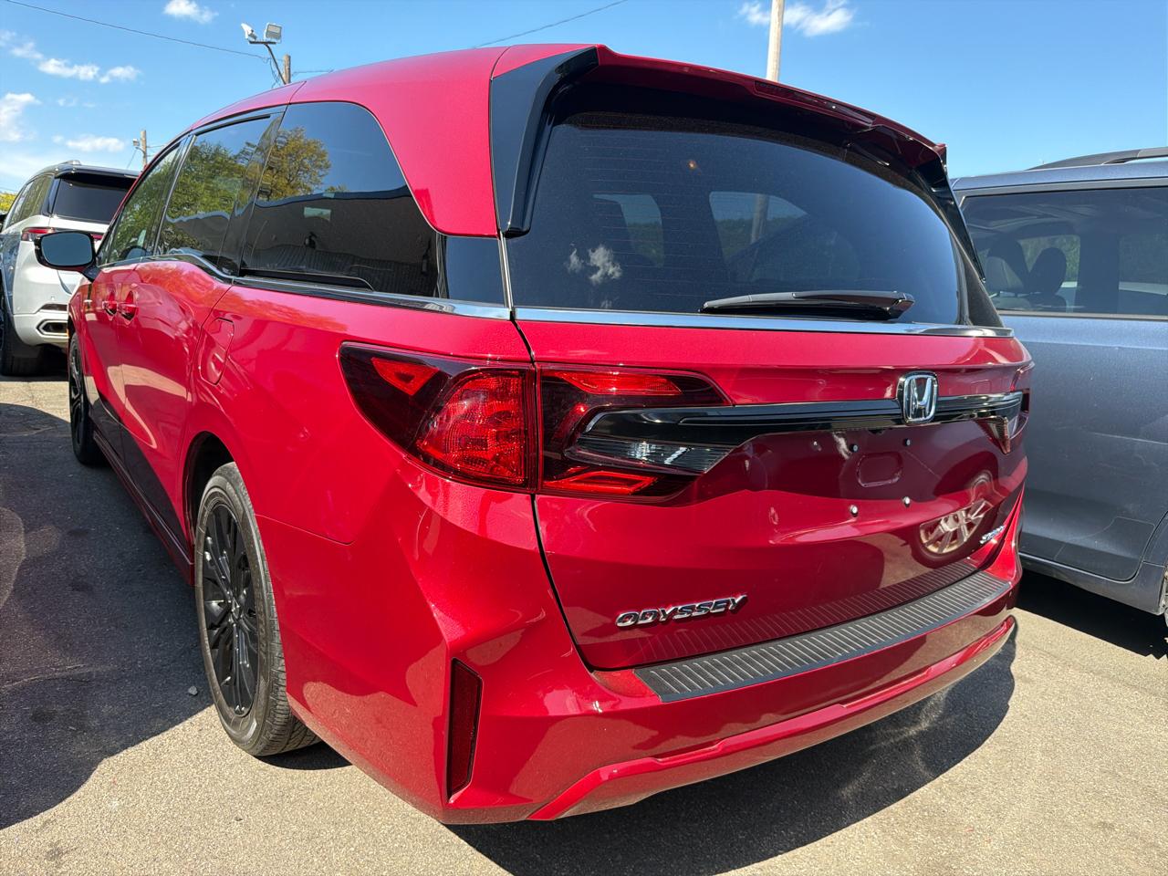 Honda Odyssey Sport-L Auto 2025