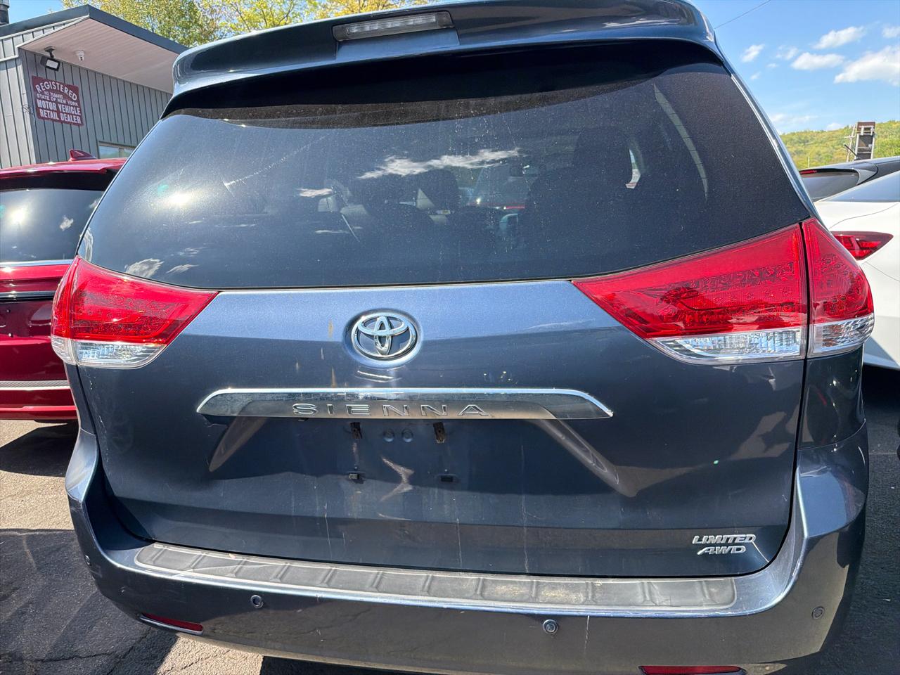 Toyota Sienna Limited 2013