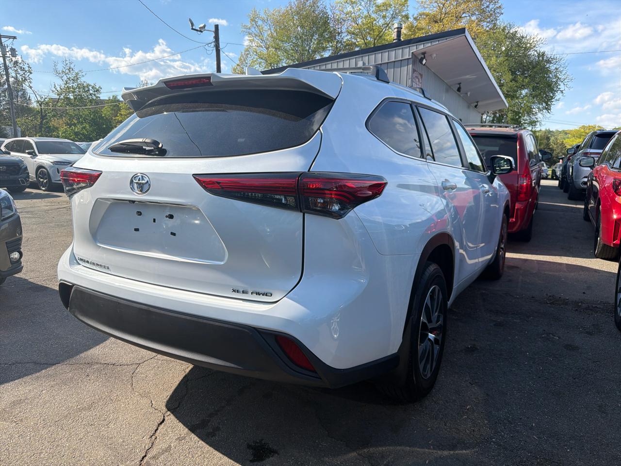 Toyota Highlander XLE 2023