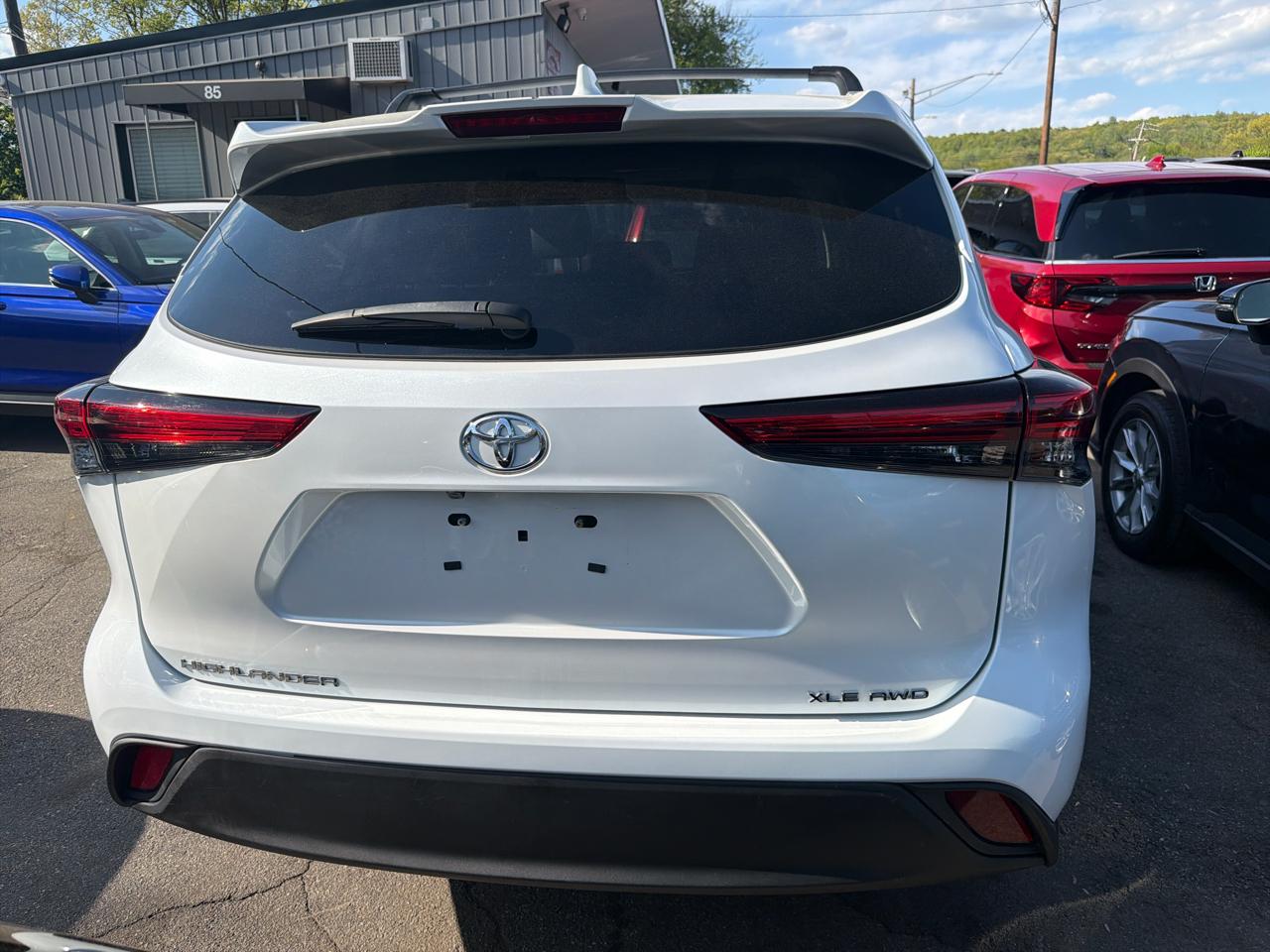 Toyota Highlander XLE 2023