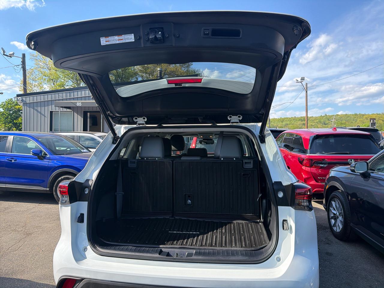 Toyota Highlander XLE 2023