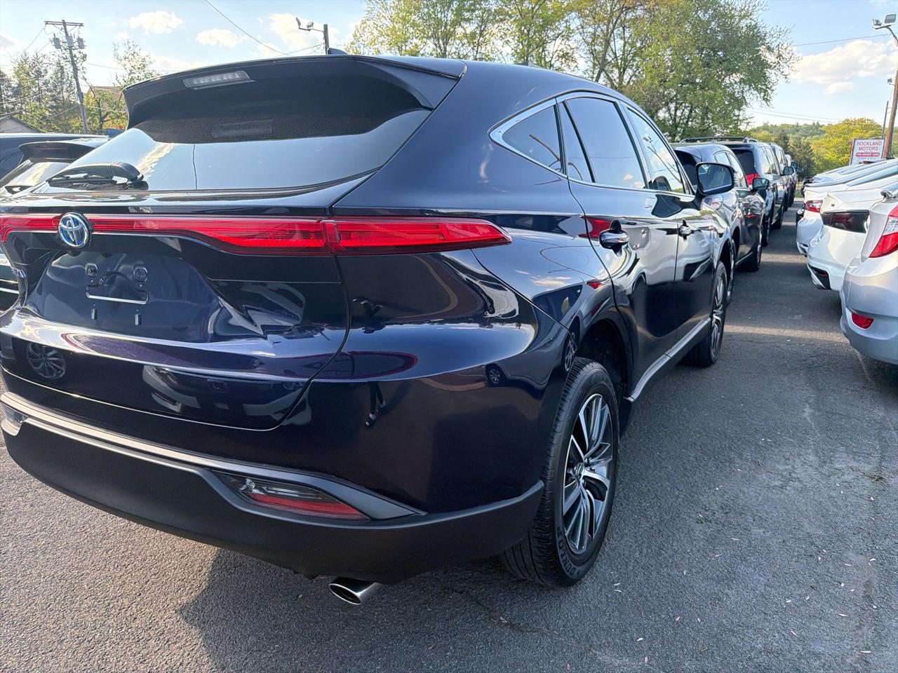 Toyota Venza LE 2023