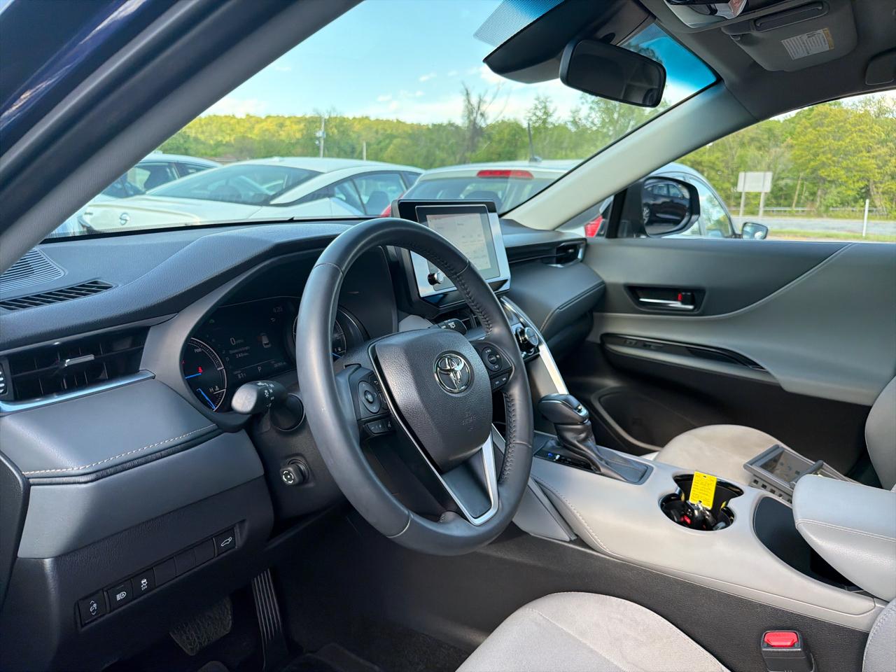 Toyota Venza LE 2023
