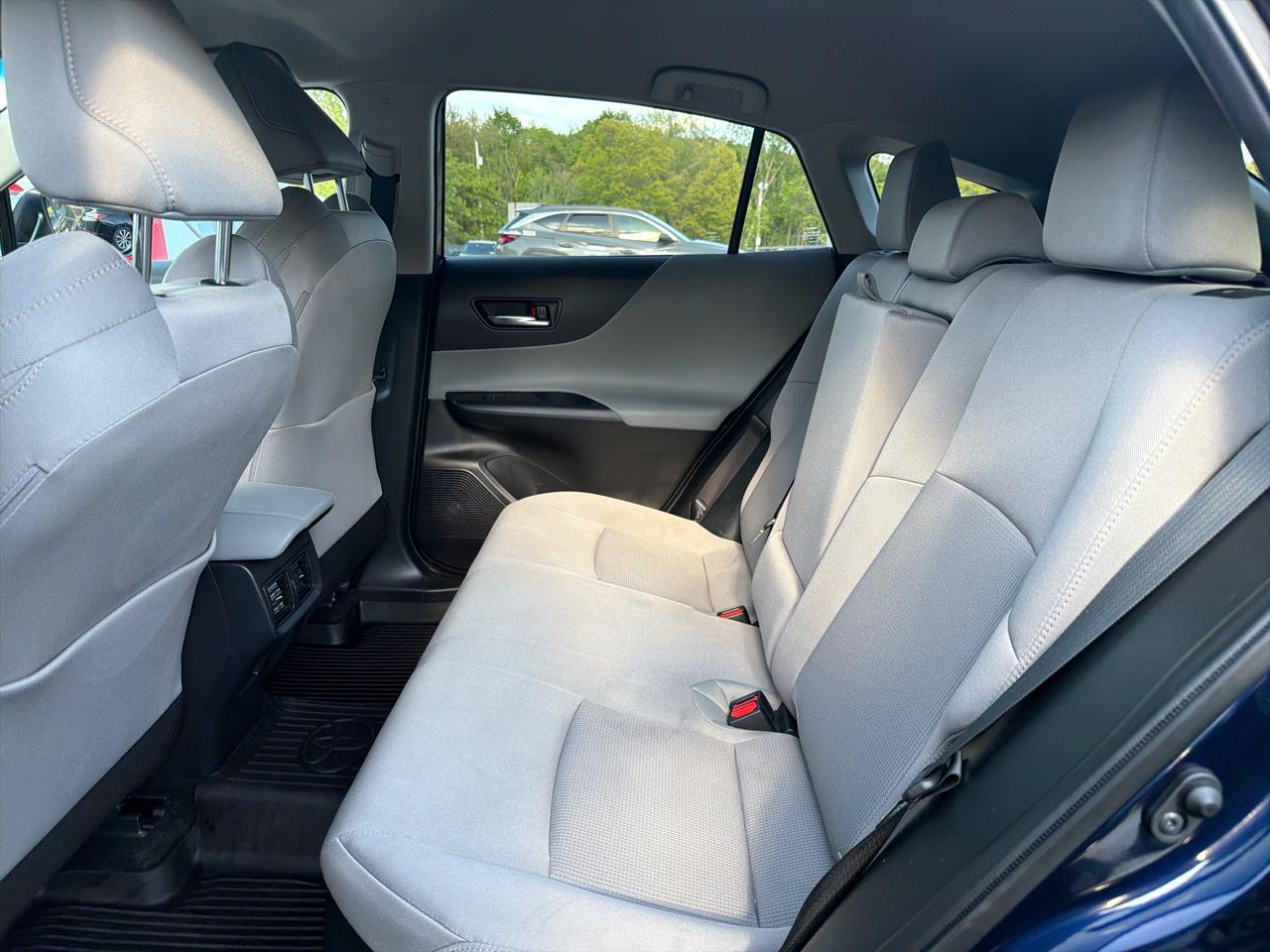 Toyota Venza LE 2023