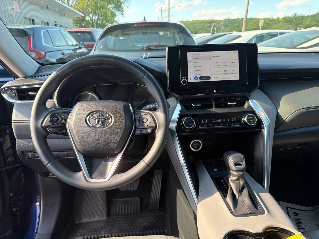 Toyota Venza LE 2023