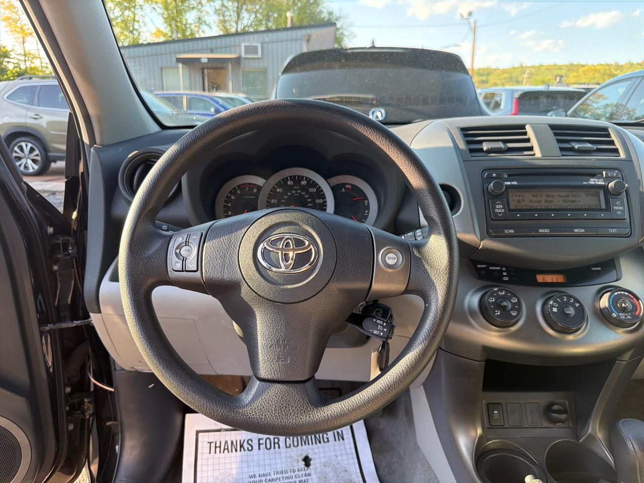 Toyota RAV4 4WD 4dr I4 (Natl) 2012