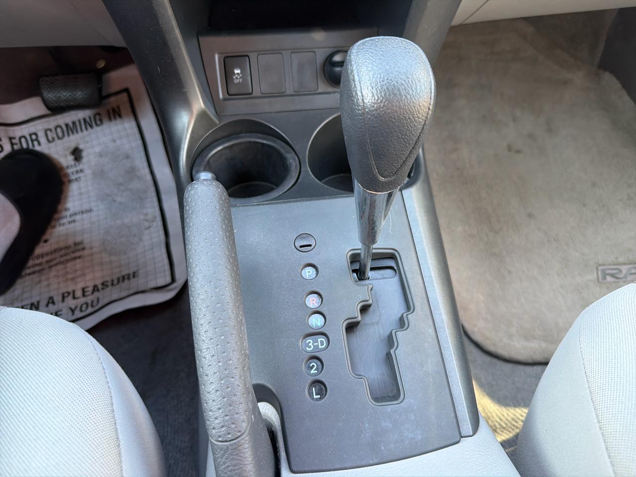 Toyota RAV4 4WD 4dr I4 (Natl) 2012