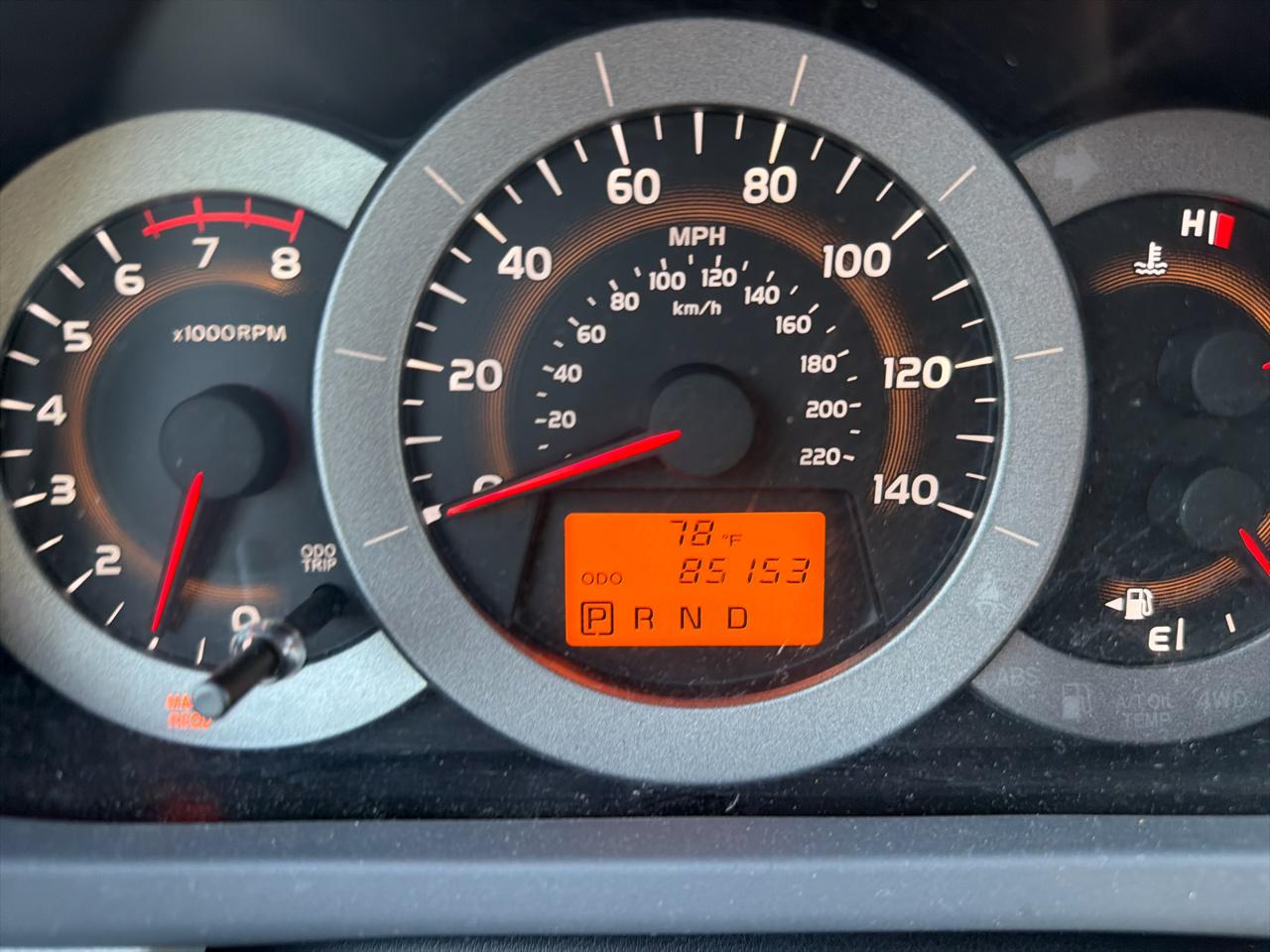 Toyota RAV4 4WD 4dr I4 (Natl) 2012