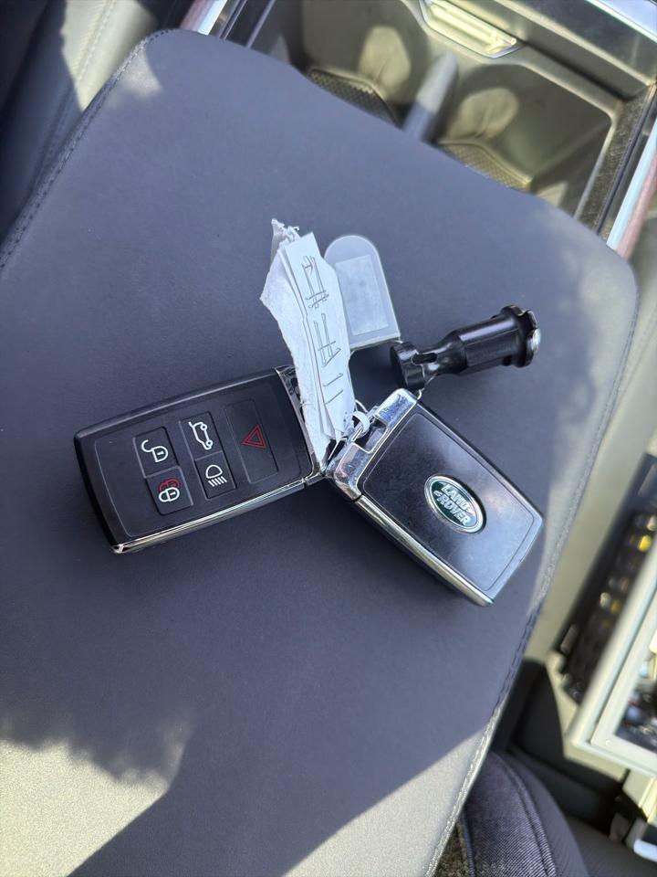 Land Rover Range Rover P400 SE SWB 2023