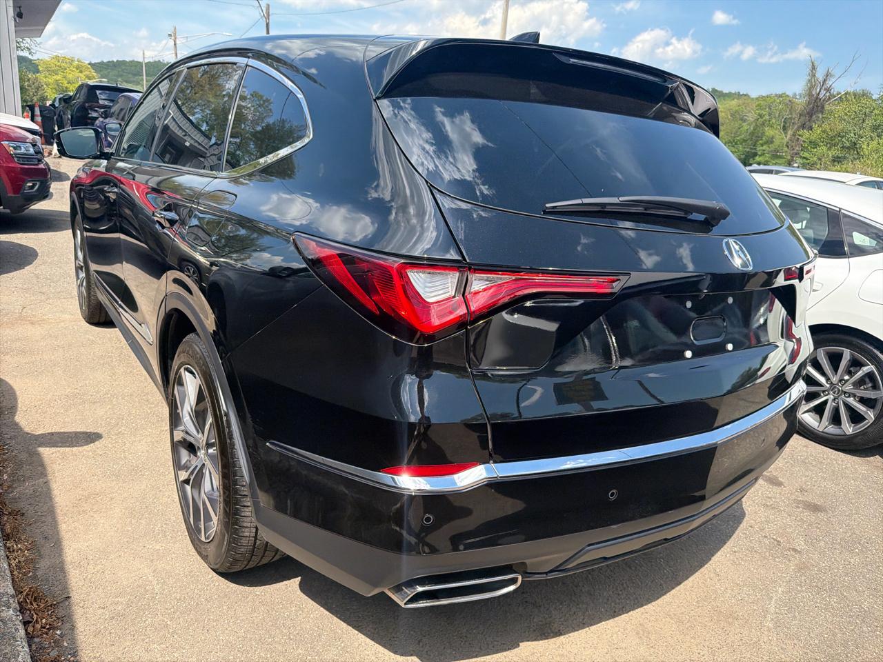 Acura MDX SH-AWD w/Technology Package 2023
