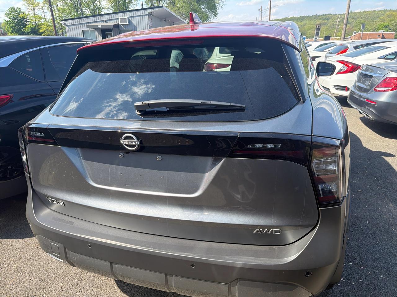 Nissan Kicks SV AWD 2025