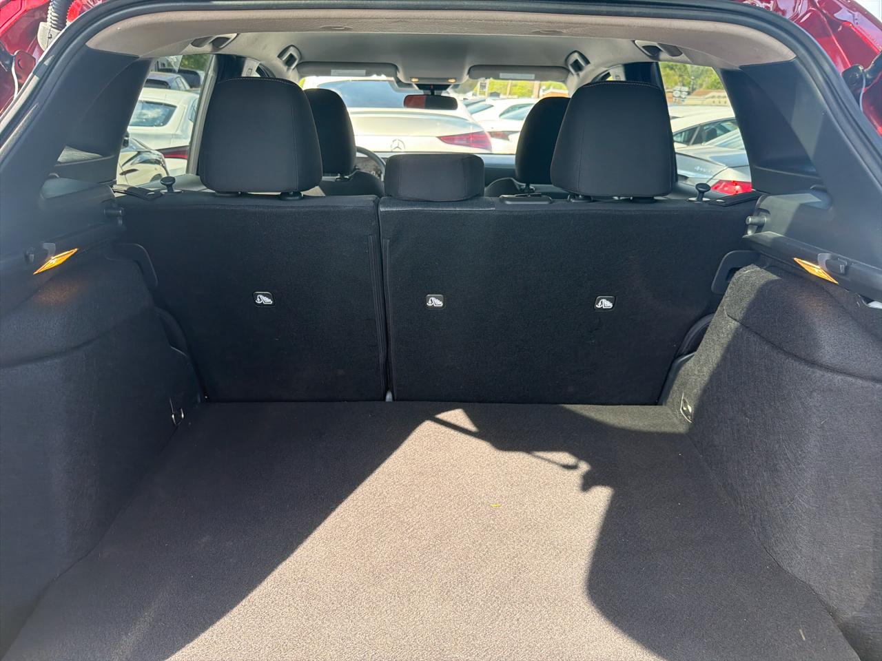 Nissan Kicks SV AWD 2025