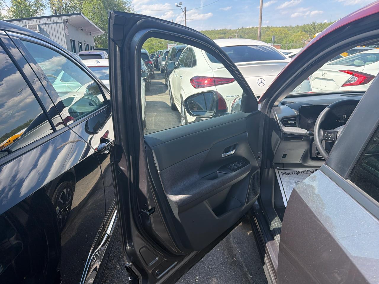Nissan Kicks SV AWD 2025