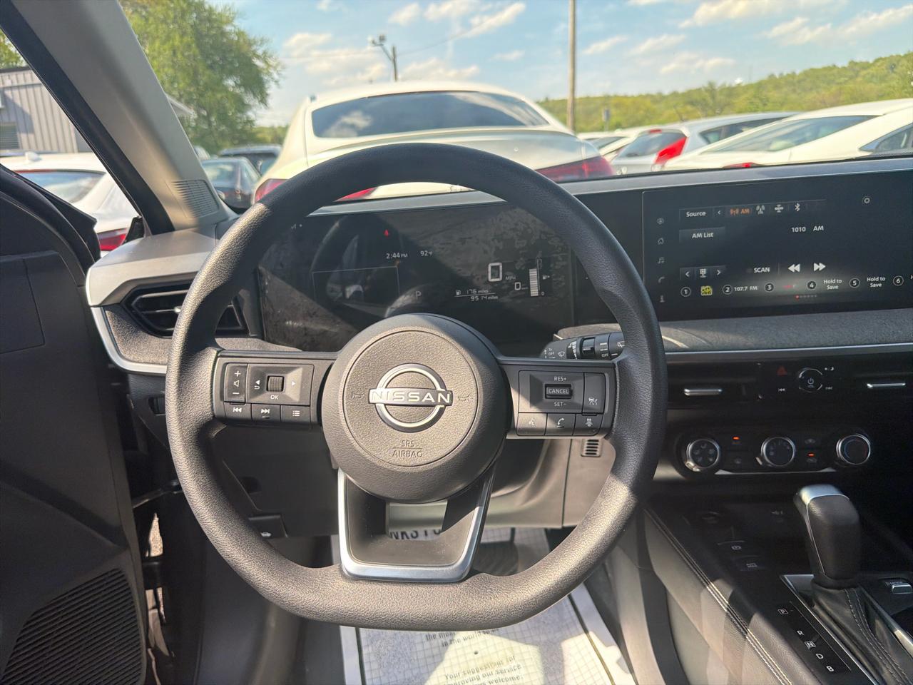 Nissan Kicks SV AWD 2025