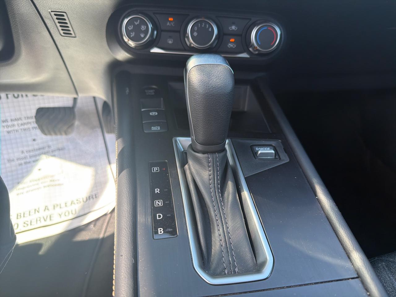 Nissan Kicks SV AWD 2025