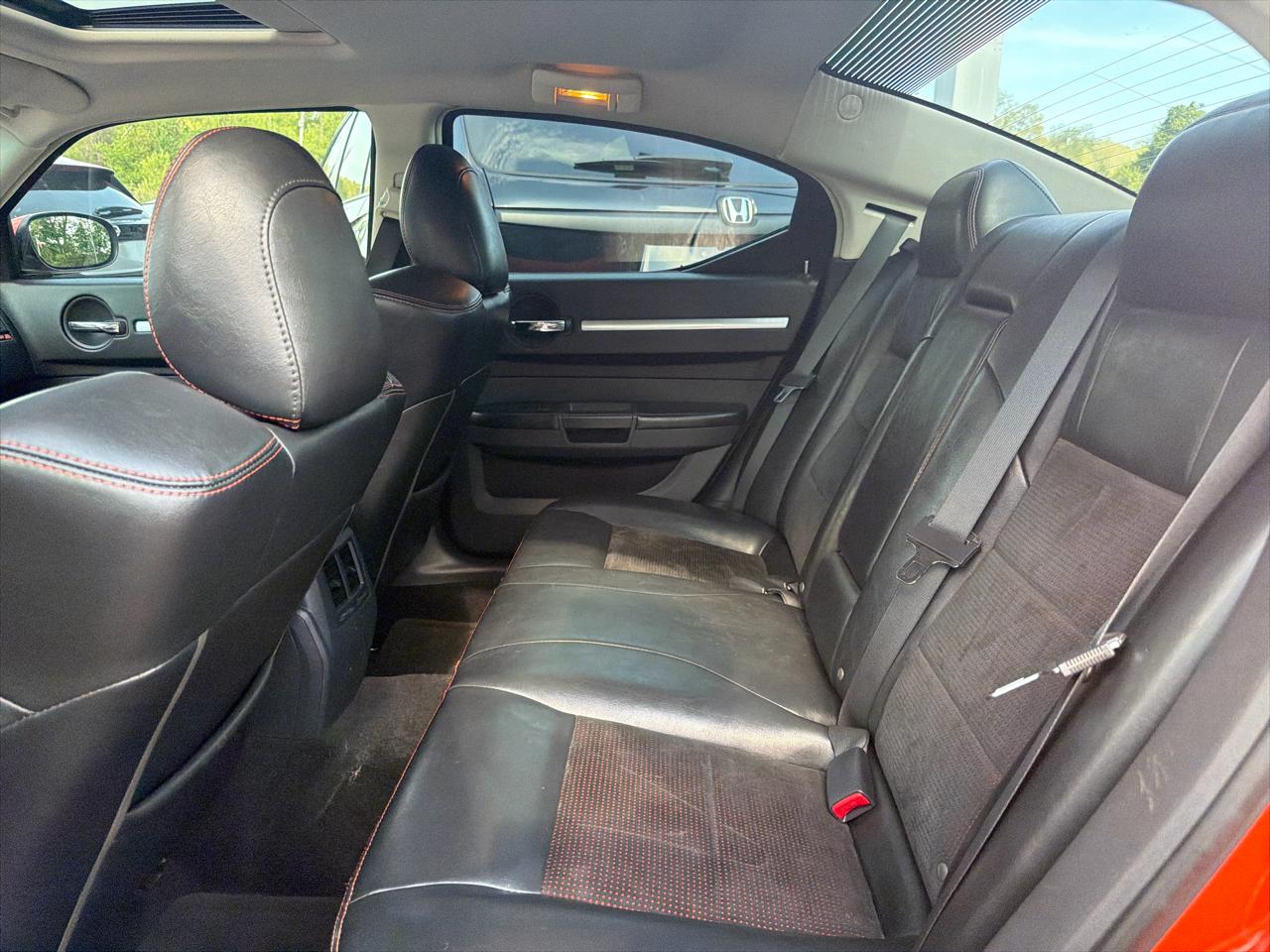 Dodge Charger 4dr Sdn R/T RWD 2008