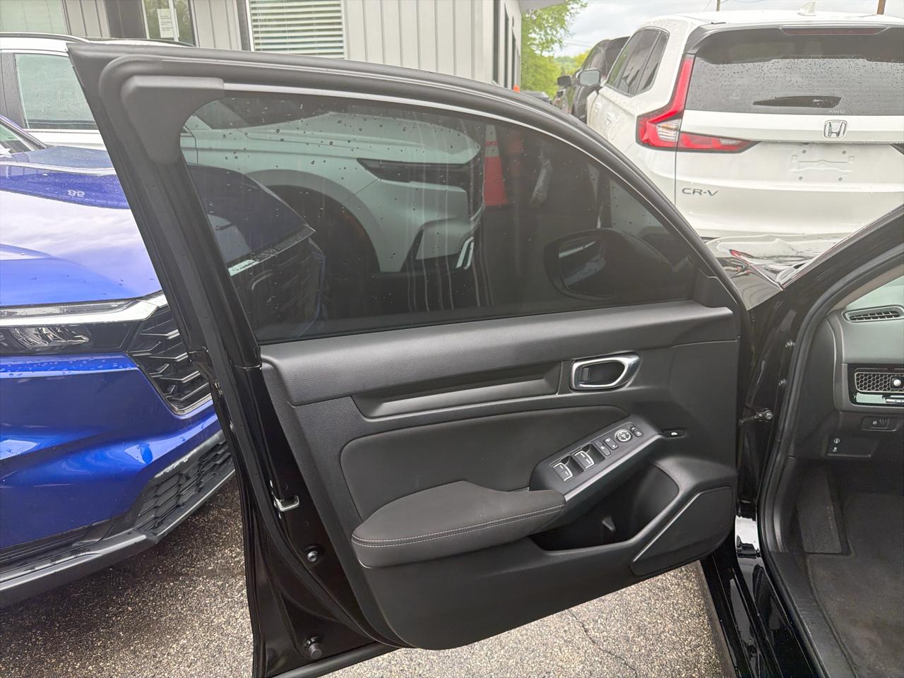 Honda Civic Sedan LX CVT 2024