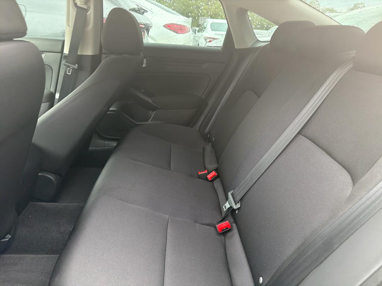 Honda Civic Sedan LX CVT 2024