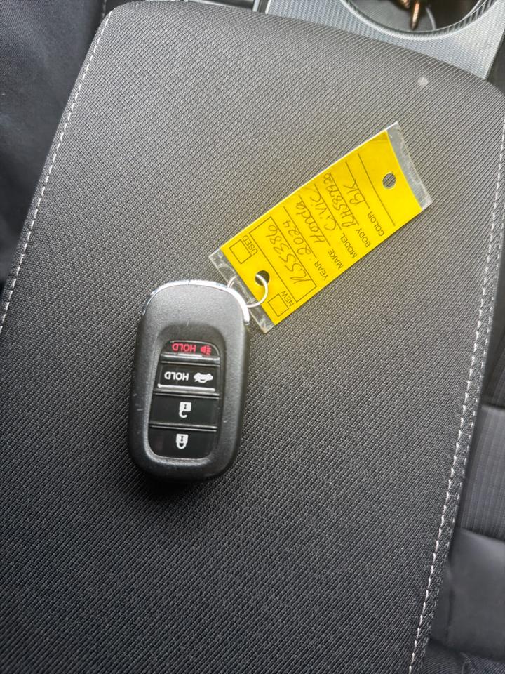 Honda Civic Sedan LX CVT 2024