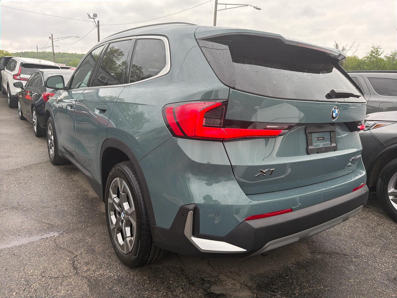 BMW X1 xDrive28i Sports Activity Vehicle 2023