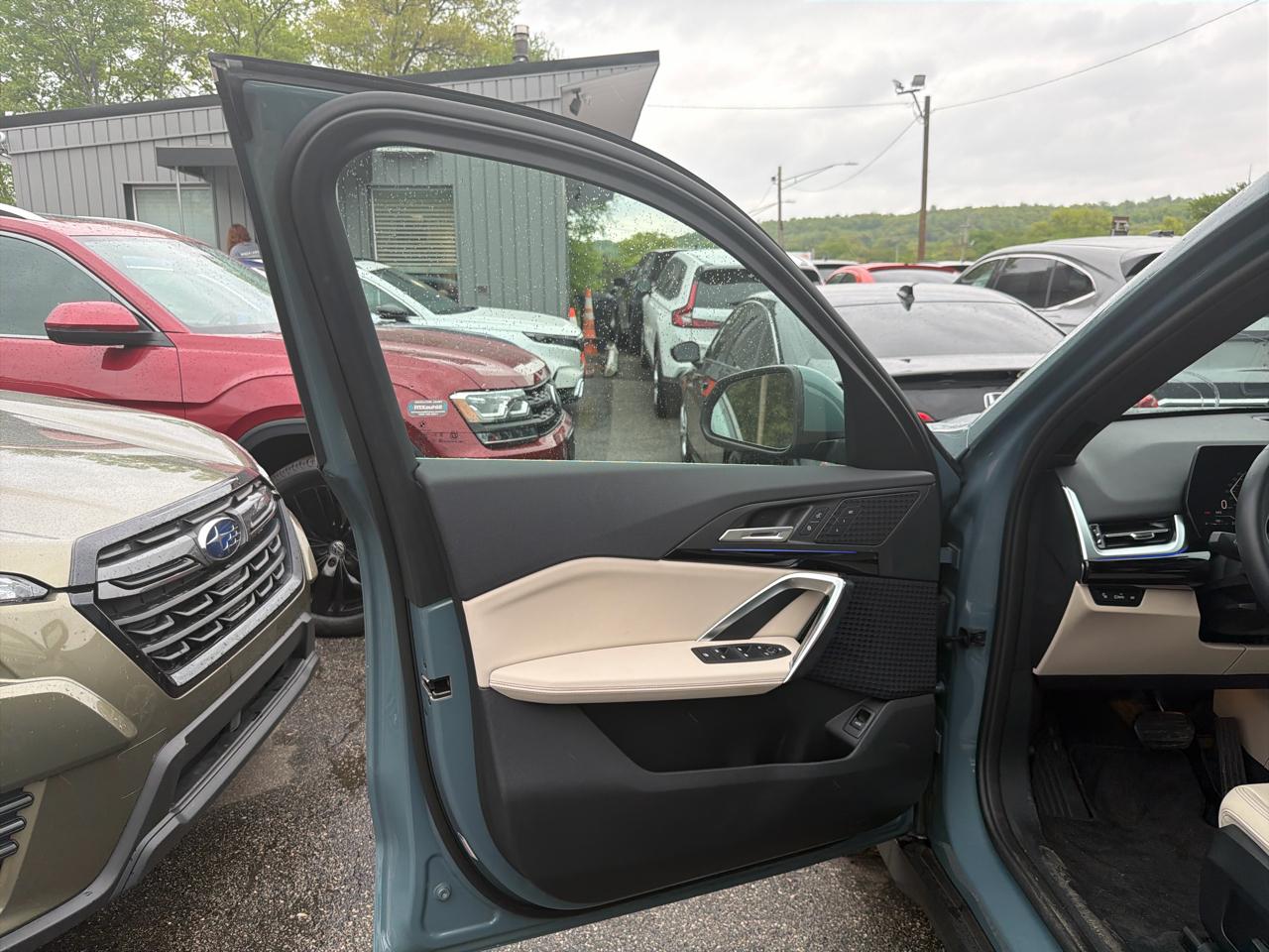 BMW X1 xDrive28i Sports Activity Vehicle 2023