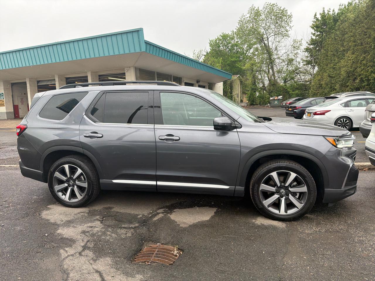 Honda Pilot Touring+ AWD 2025