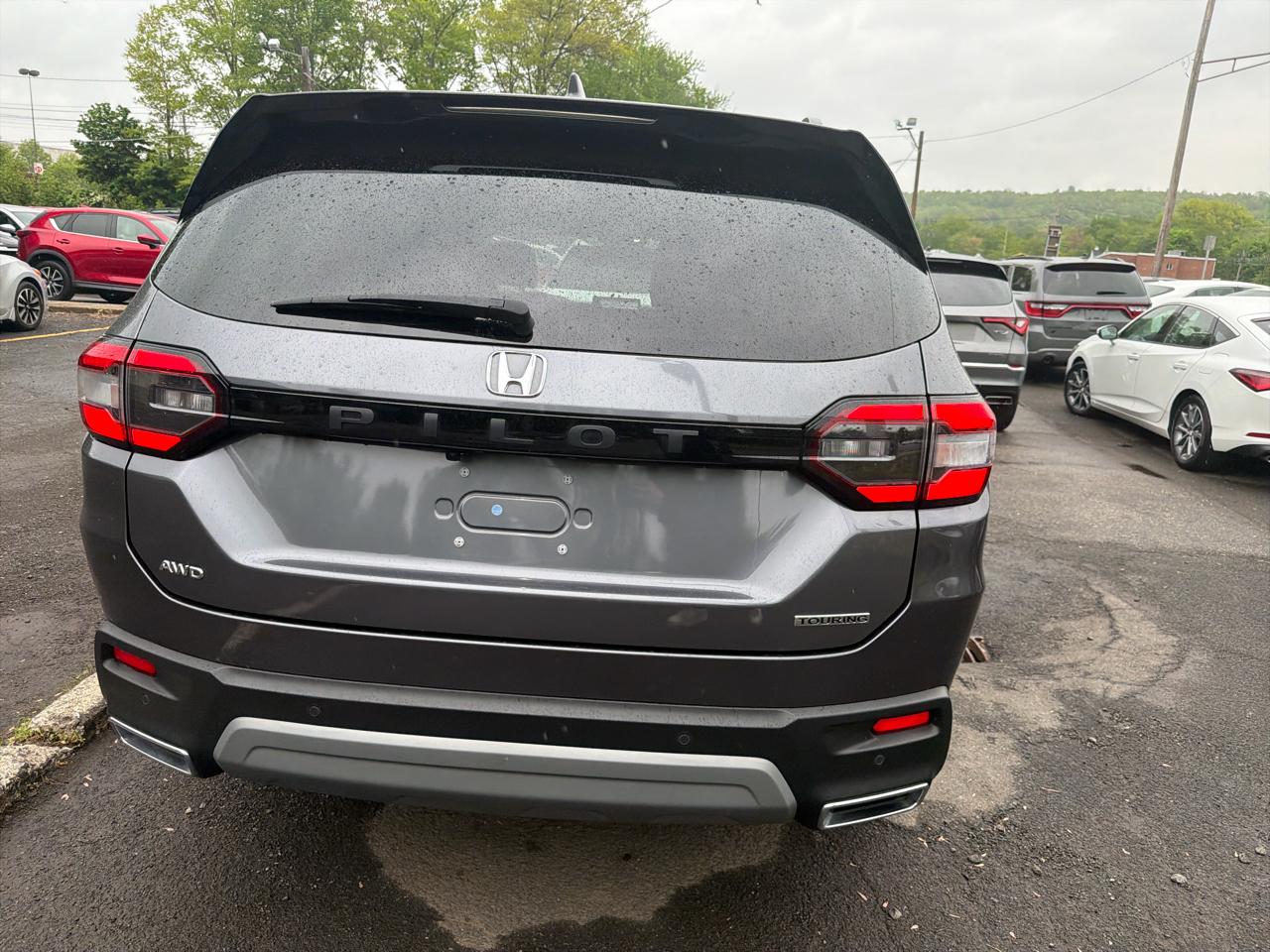Honda Pilot Touring+ AWD 2025