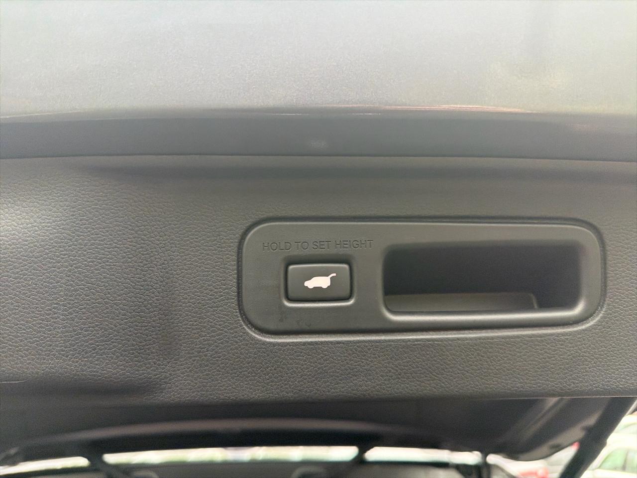Honda Pilot Touring+ AWD 2025
