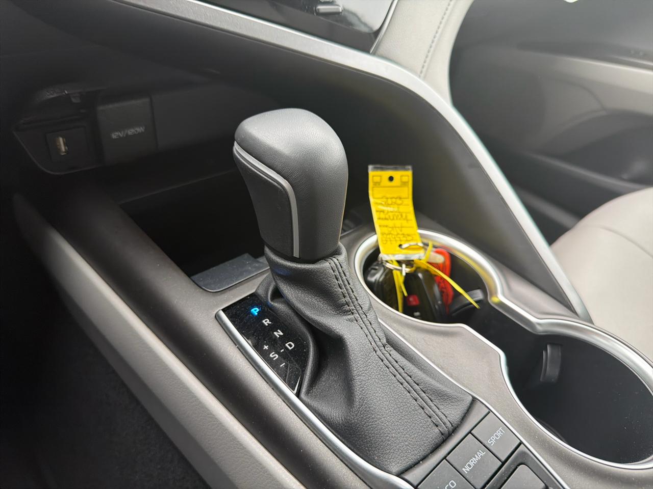 Toyota Camry XLE Auto AWD (Natl) 2023