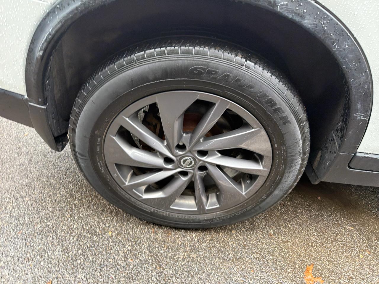 Nissan Rogue AWD 4dr SL 2016