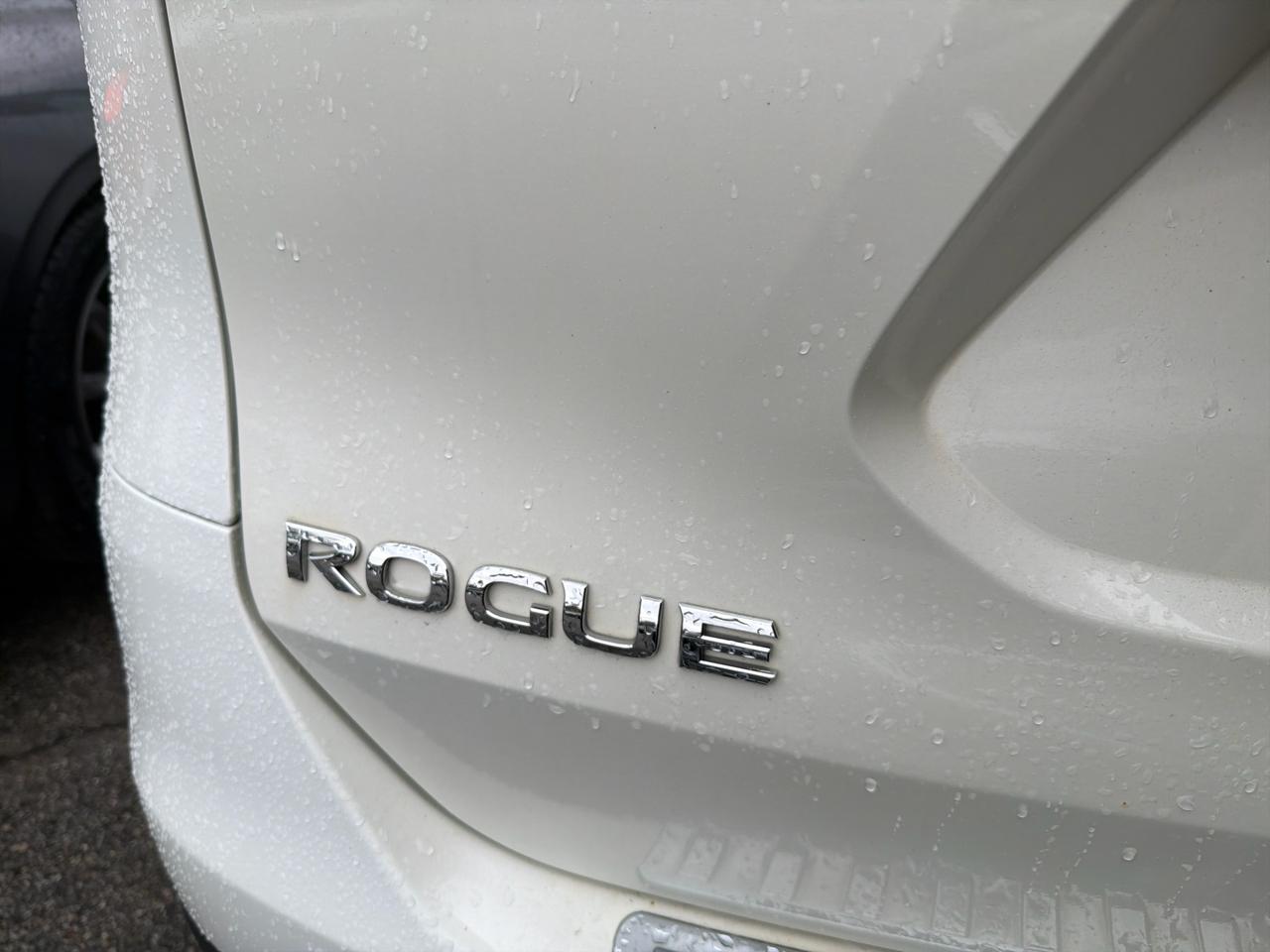 Nissan Rogue AWD 4dr SL 2016