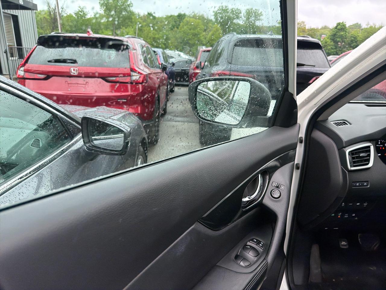 Nissan Rogue AWD 4dr SL 2016