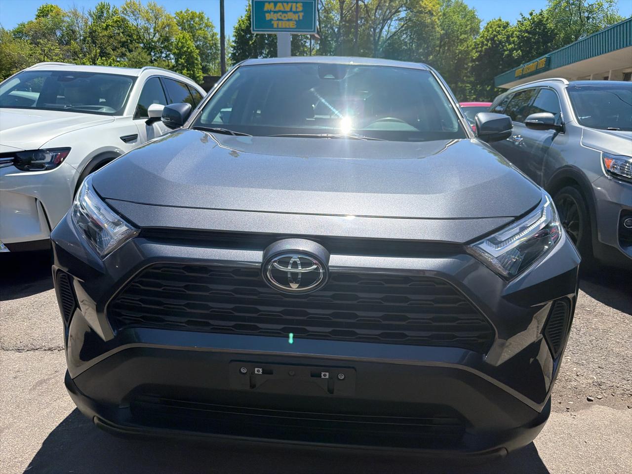 Toyota RAV4 LE AWD (Natl) 2023