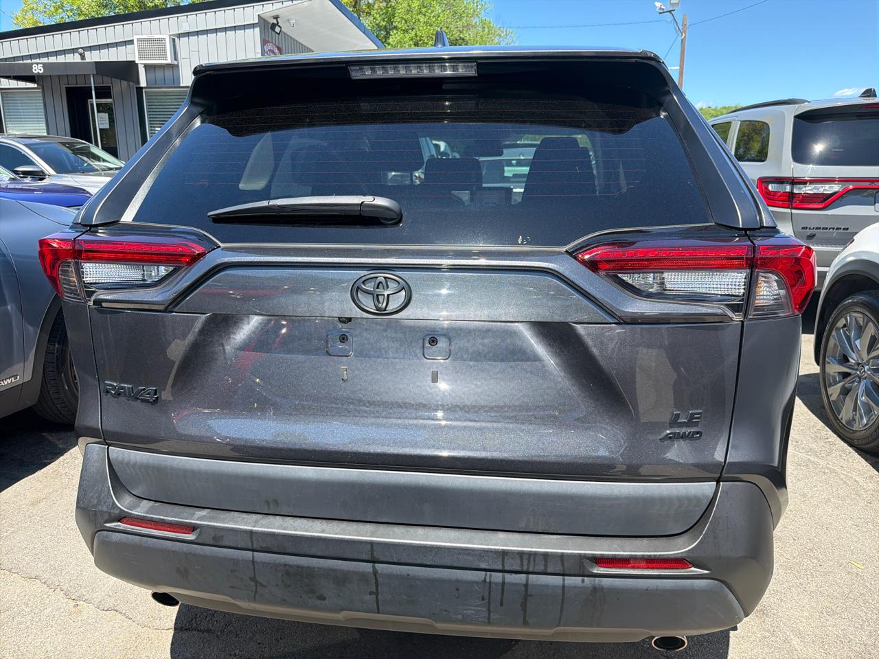 Toyota RAV4 LE AWD (Natl) 2023
