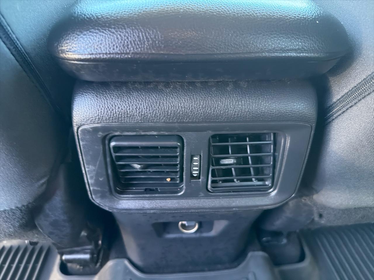 Toyota RAV4 LE AWD (Natl) 2023