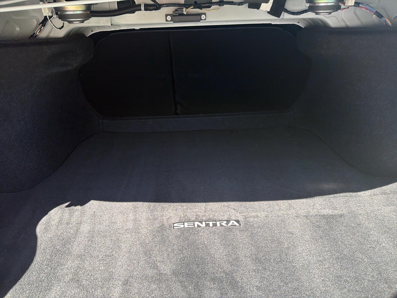 Nissan Sentra SR CVT 2024
