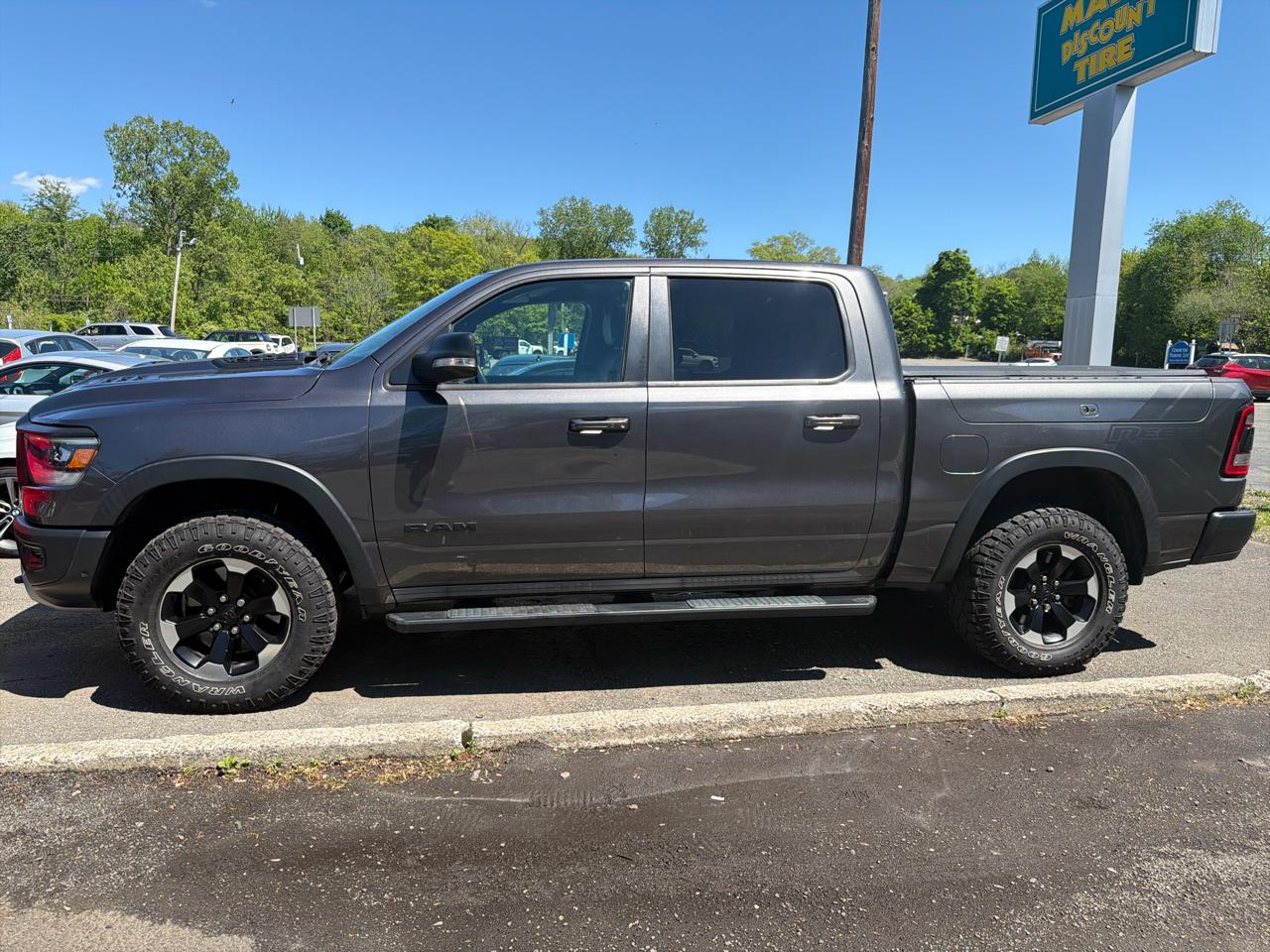 RAM 1500 Rebel 4x4 Crew Cab 5'7" Box 2020