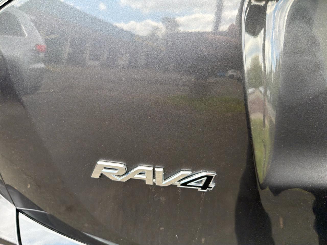 Toyota RAV4 AWD 4dr XLE (Natl) 2016