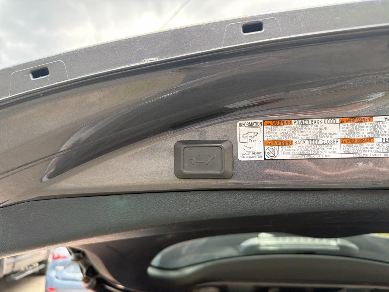 Toyota RAV4 AWD 4dr XLE (Natl) 2016